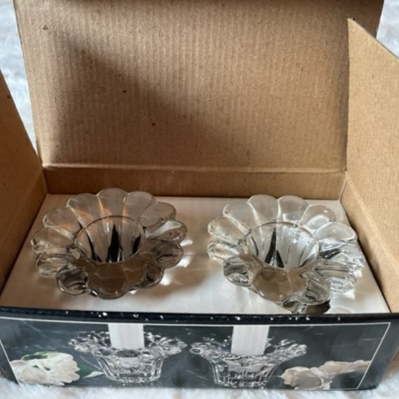Forever Crystal Candle Holders Clear Flower Shape #315160 Vintage NIB - Picture 4 of 11